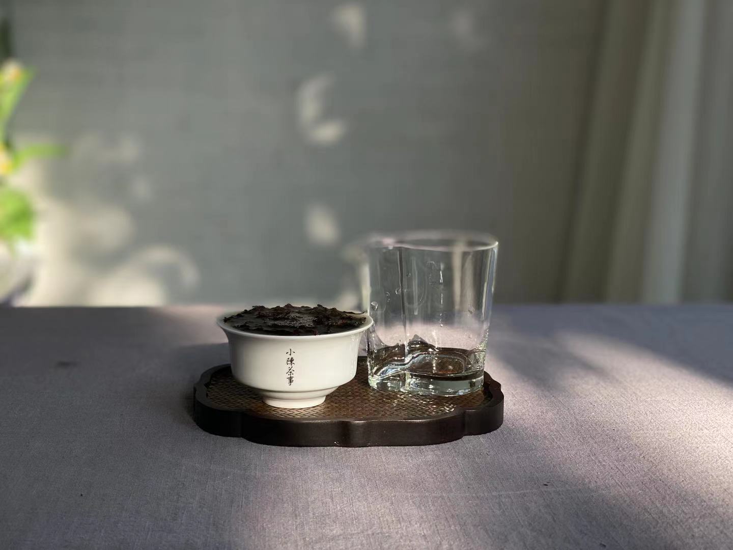 春节送礼这么简单？岩茶送水仙肉桂，白茶送白毫银针，那红茶呢？