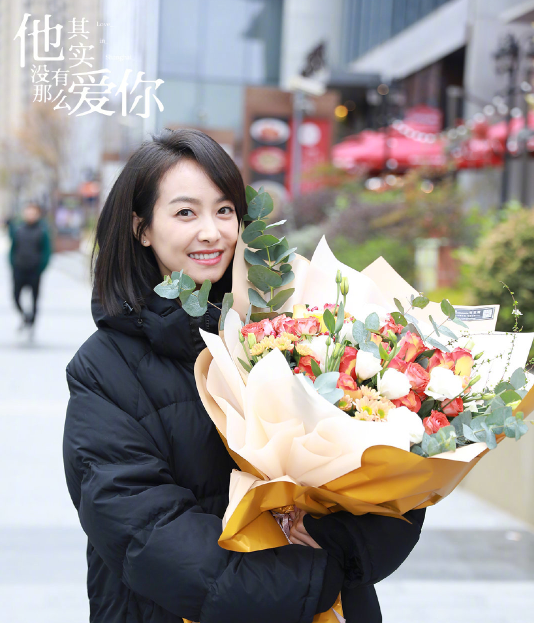 韩庚 宋茜(宋茜和s.m体面分手1年,逃出造星工厂后,她该有多么庆幸)