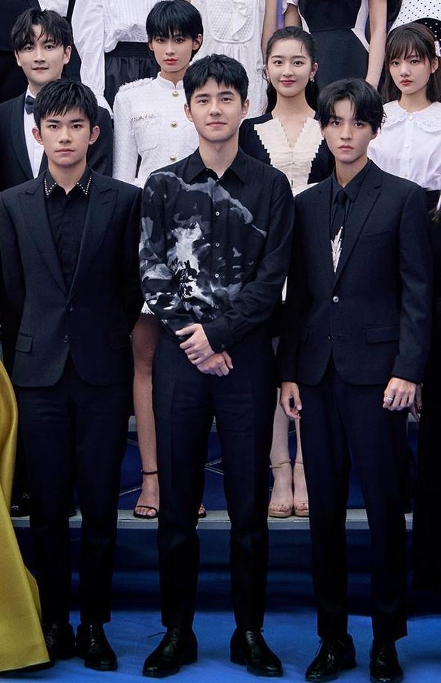 易烊千玺身高 易烊千玺身高有178-小螳螂百科网