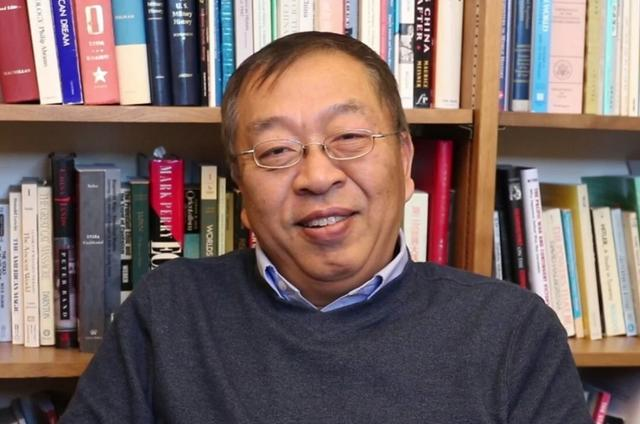 名校毕业，余茂春、赵潘书、杨舒平把抹黑祖国当成一门“生意”