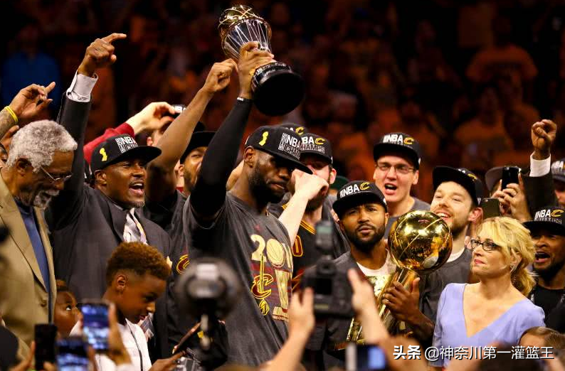 nba直播总决赛2016(2016年总决赛，詹姆斯场均29.7分拿到FMVP，欧文的表现如何？)