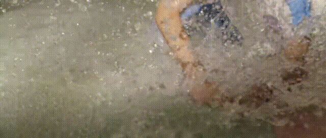 《放学别走》：一集炸学校，第三集太真实，高四生活笑闹间太感人