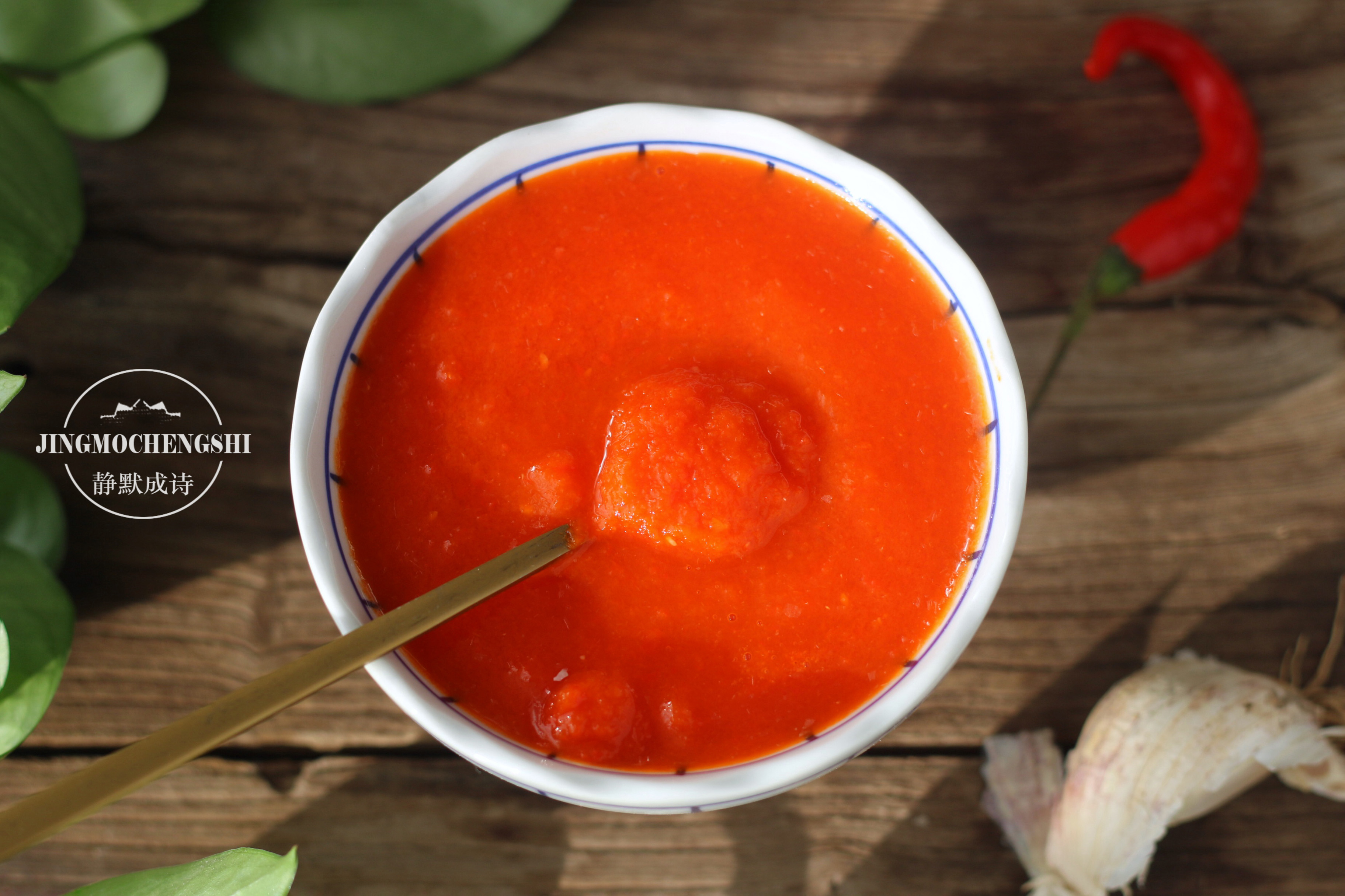 蒜蓉辣椒酱的做法 西红柿酱的熬制方法-百科叔叔