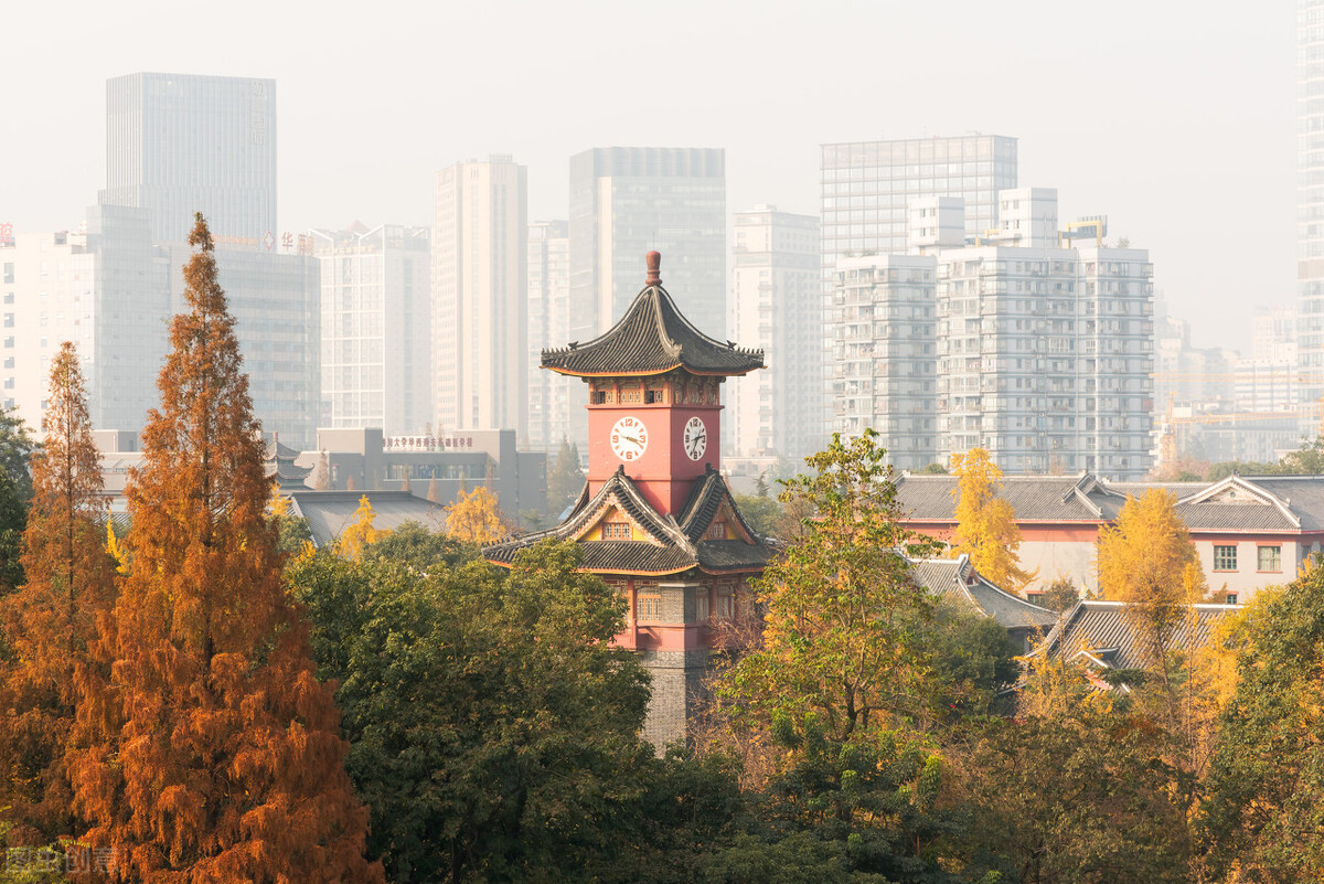 想要考进四川大学，四川考生得考多少分？口腔医学最高全省169名