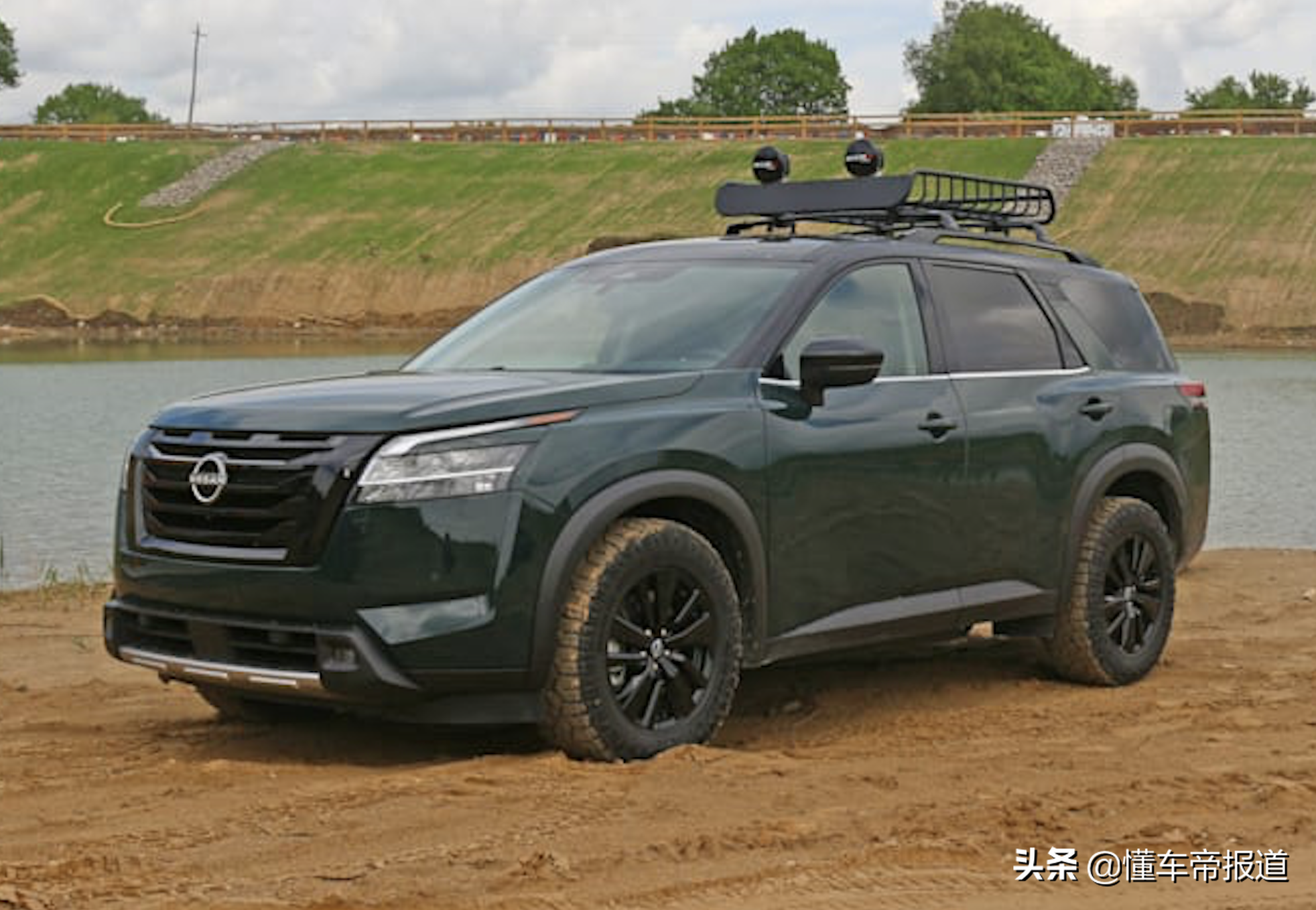 新车 </p><p>　　 约合人民币40万元起，三菱帕杰罗传奇版发布，3.2T柴油动力