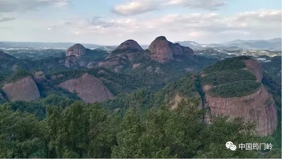 中国筠门岭:盘山赋
