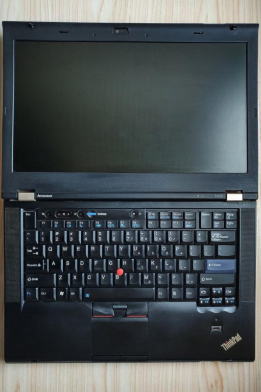 Thinkpad T420 笔记本清灰、升级教程 让电脑更快，使用寿命延长