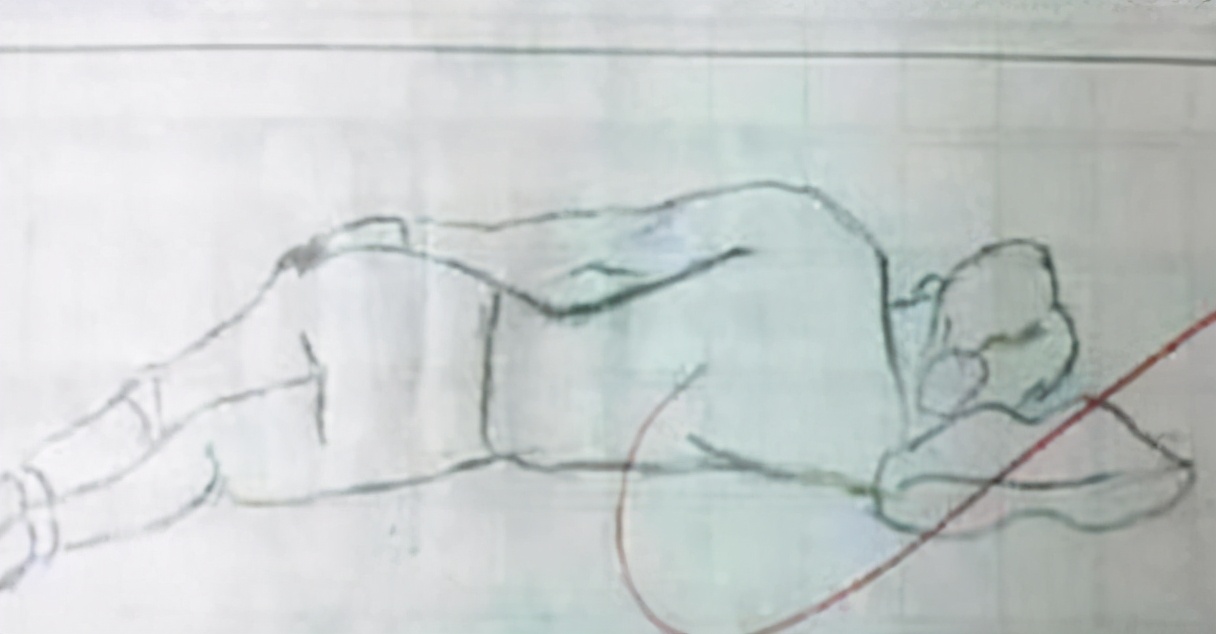 小学生画妈妈唯美睡姿火了，老师看后赞不绝口：都是妈见打系列
