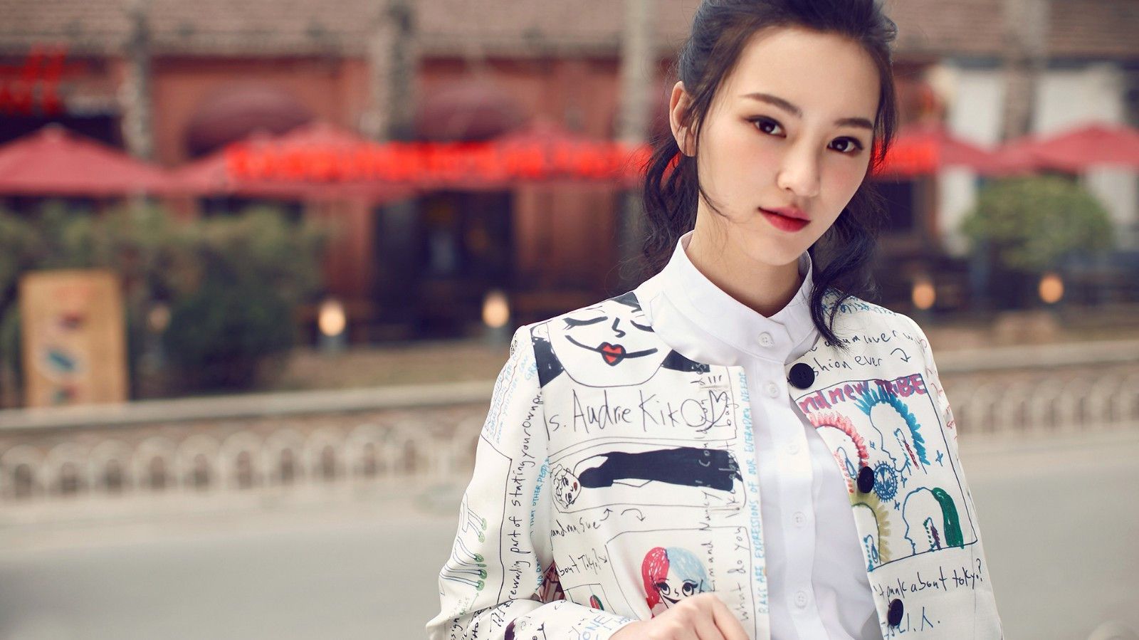 武汉大学女神(武大校花黄灿灿,《白发》古装造型吸睛,如今搭档杨紫