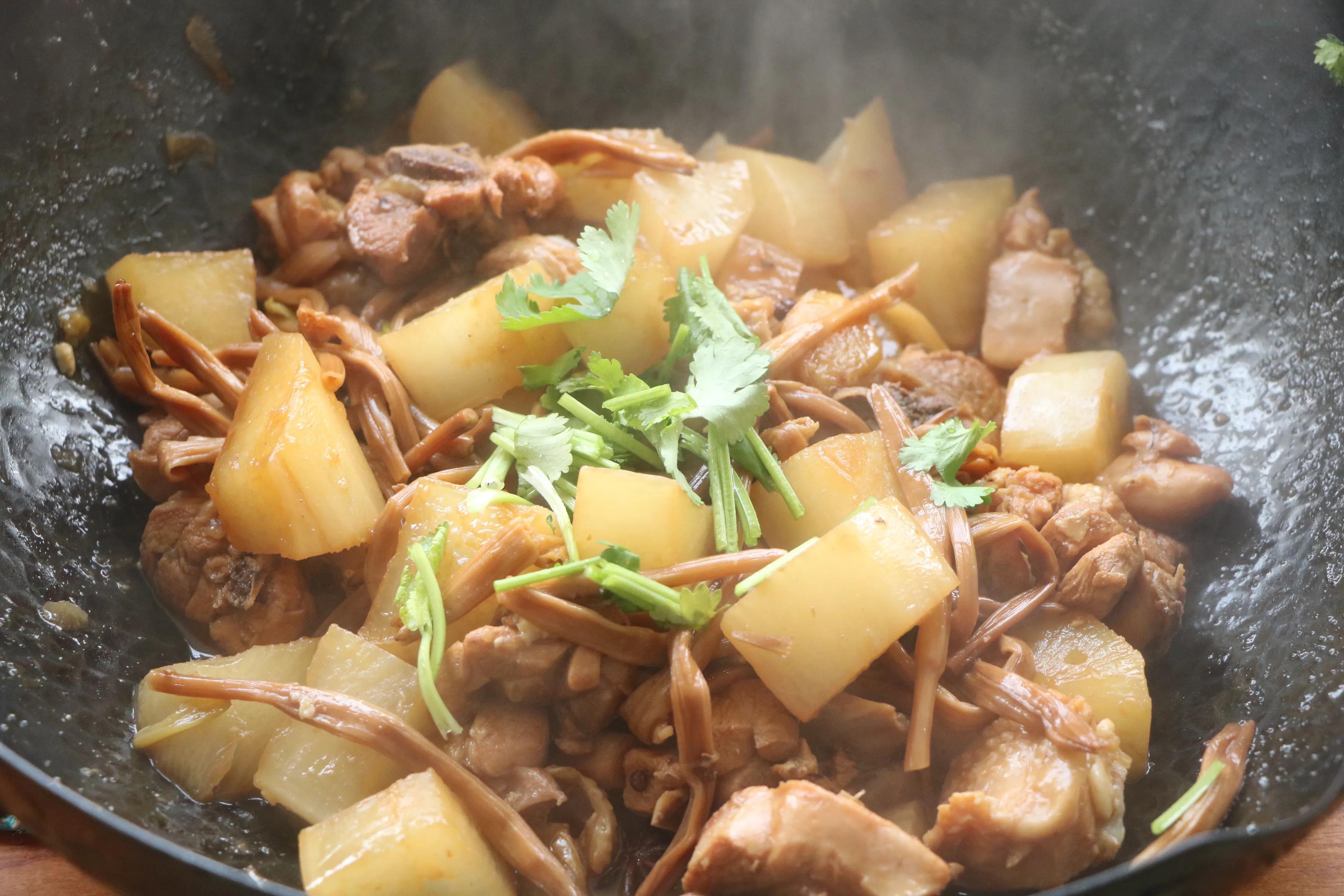 燉雞腿,燉雞腿怎么燉才好吃又簡(jiǎn)單