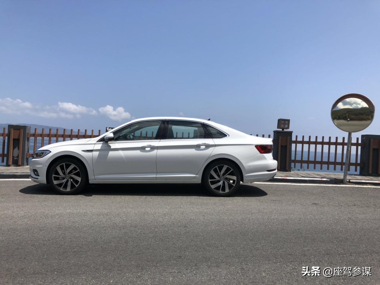 试驾一代速腾，这才是A+级车该有的模样！