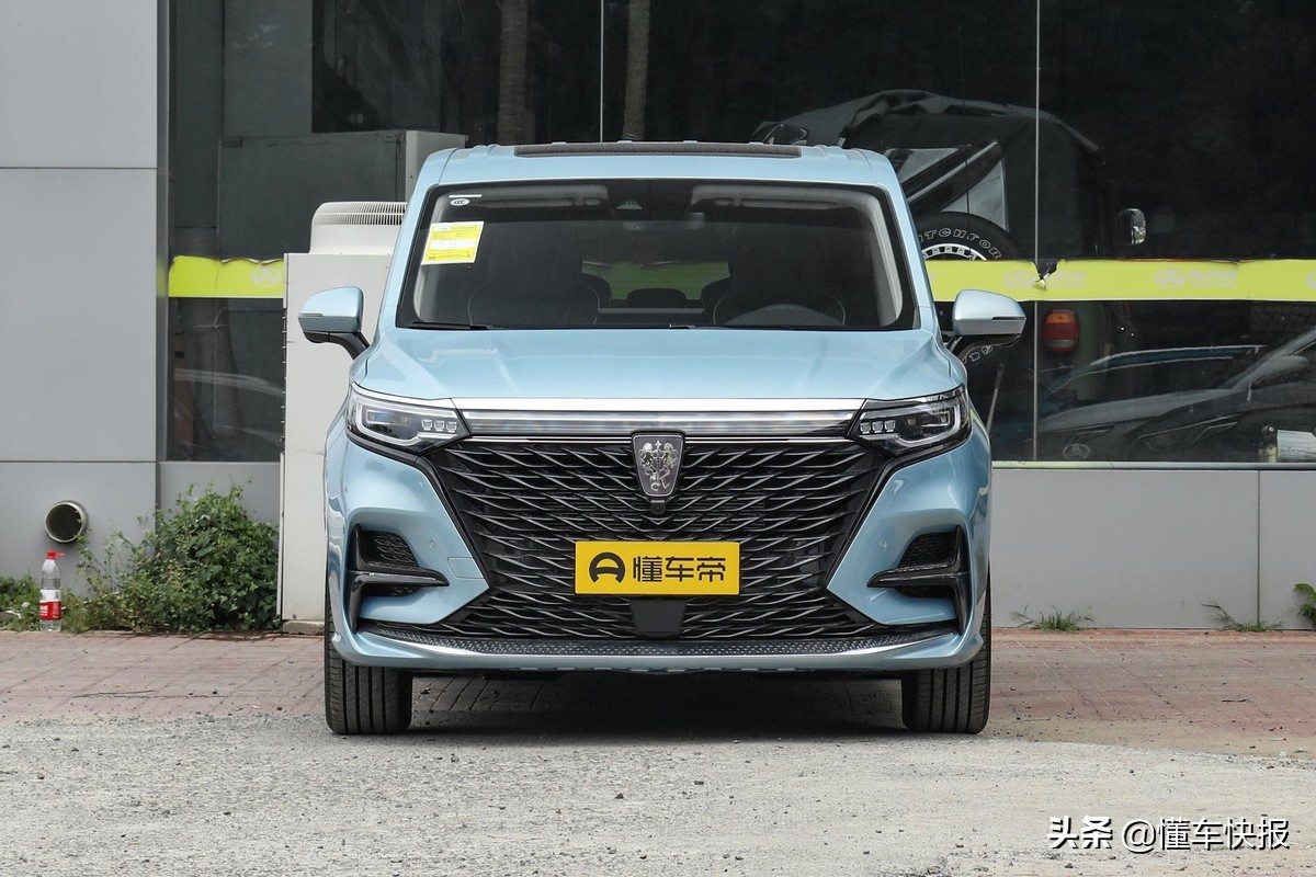 20万元级自主品牌MPV，荣威iMAX8与传祺M8怎么选？