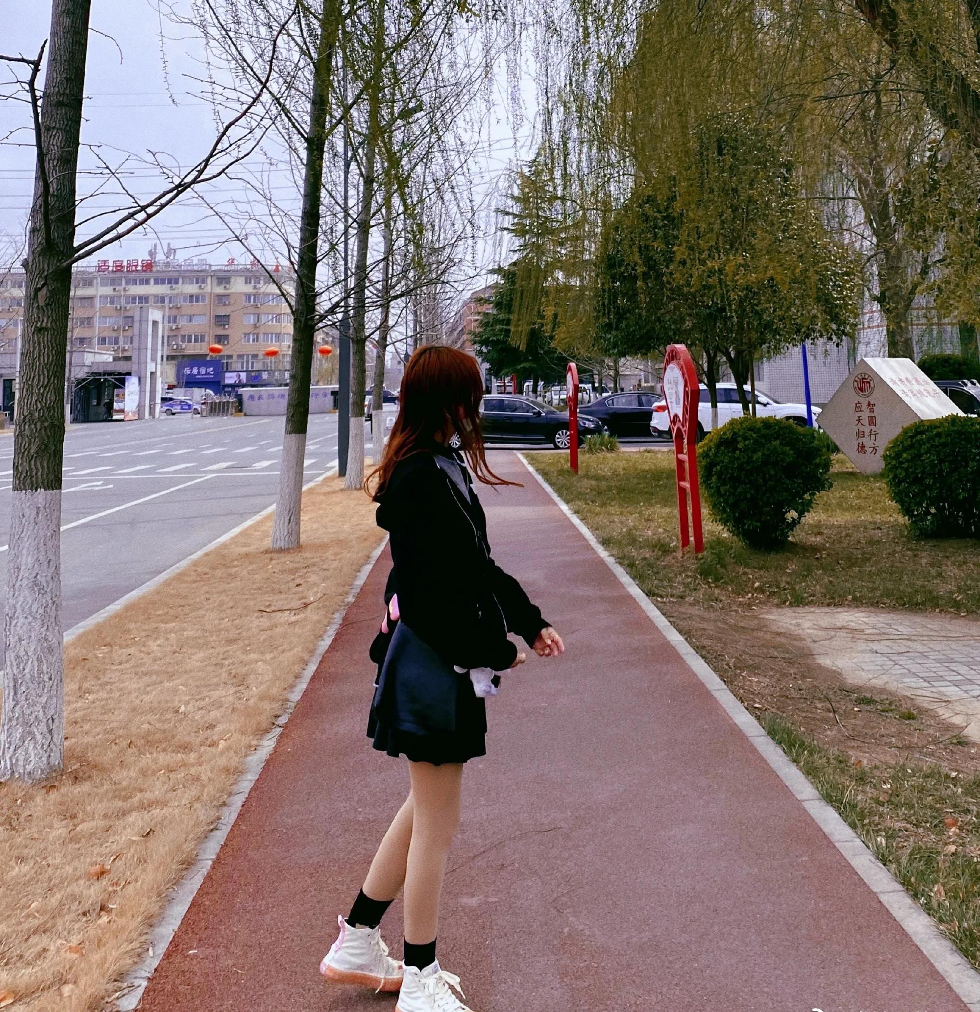 商丘学院鸡群（商丘学院的表妹）