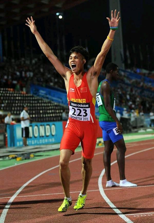 莫有雪为啥退出国家队了呀（曾经的世少赛百米冠军：莫有雪 现在怎么了）