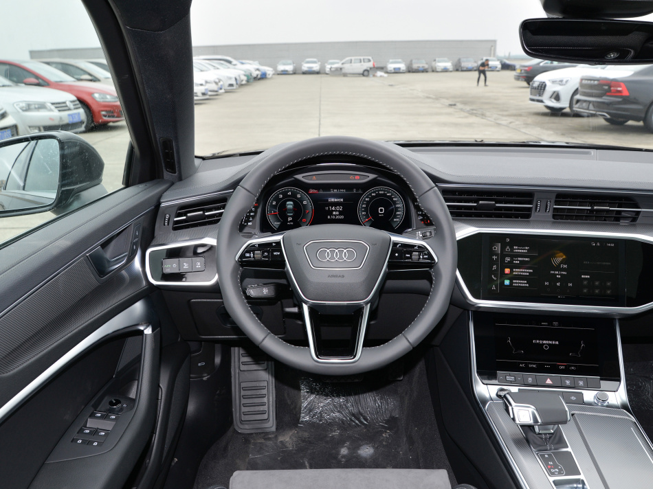 开习惯了宝马5系，不愿意再碰奥迪A6L，驾驶感差异非常大