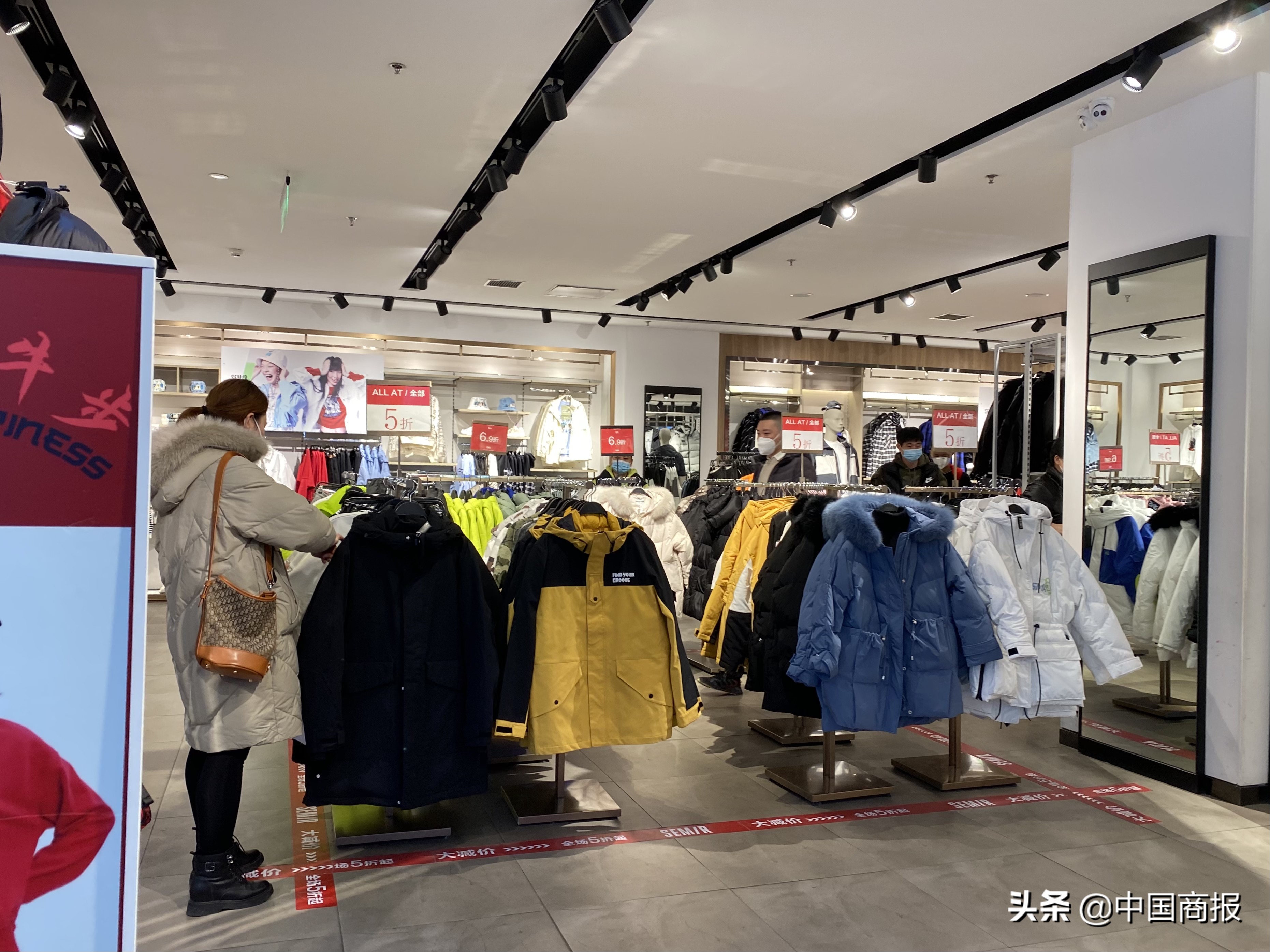 美邦、以純、真維斯、班尼路，那些陪一代人長(zhǎng)大的品牌現(xiàn)在還好嗎