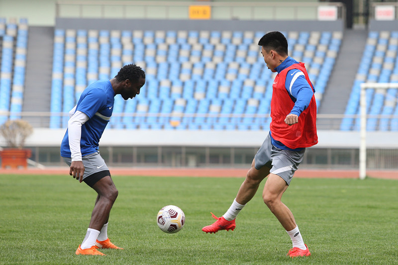 关于沧州雄狮页面的主场问题（“从来没有打过这么富裕的仗”！中超，沧州雄狮来了）