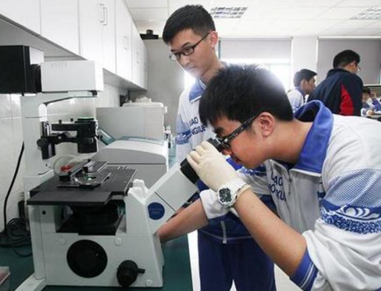 2021年“交通大学”排名，上交大排名当之无愧，兰州交大进军前5