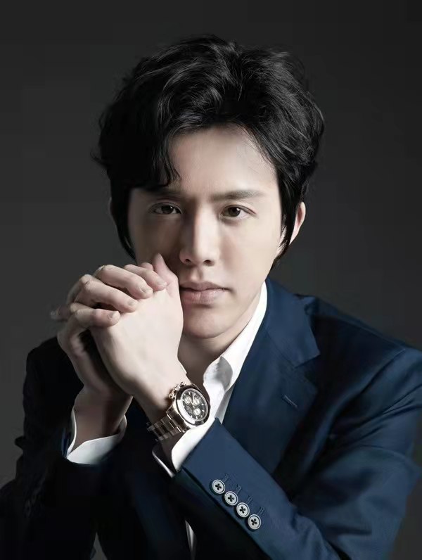 李云迪嫖娼被抓人生尽毁，郎朗娶妻生子事业兴旺，一文说明原因