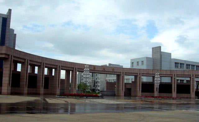 吉林市的一所优秀大学：常被误会成民办学校，实际上拥有4位院士