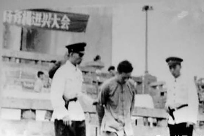 1953年人口普查，四川一村干部身份暴露：他是杀害杨虎城的刽子手