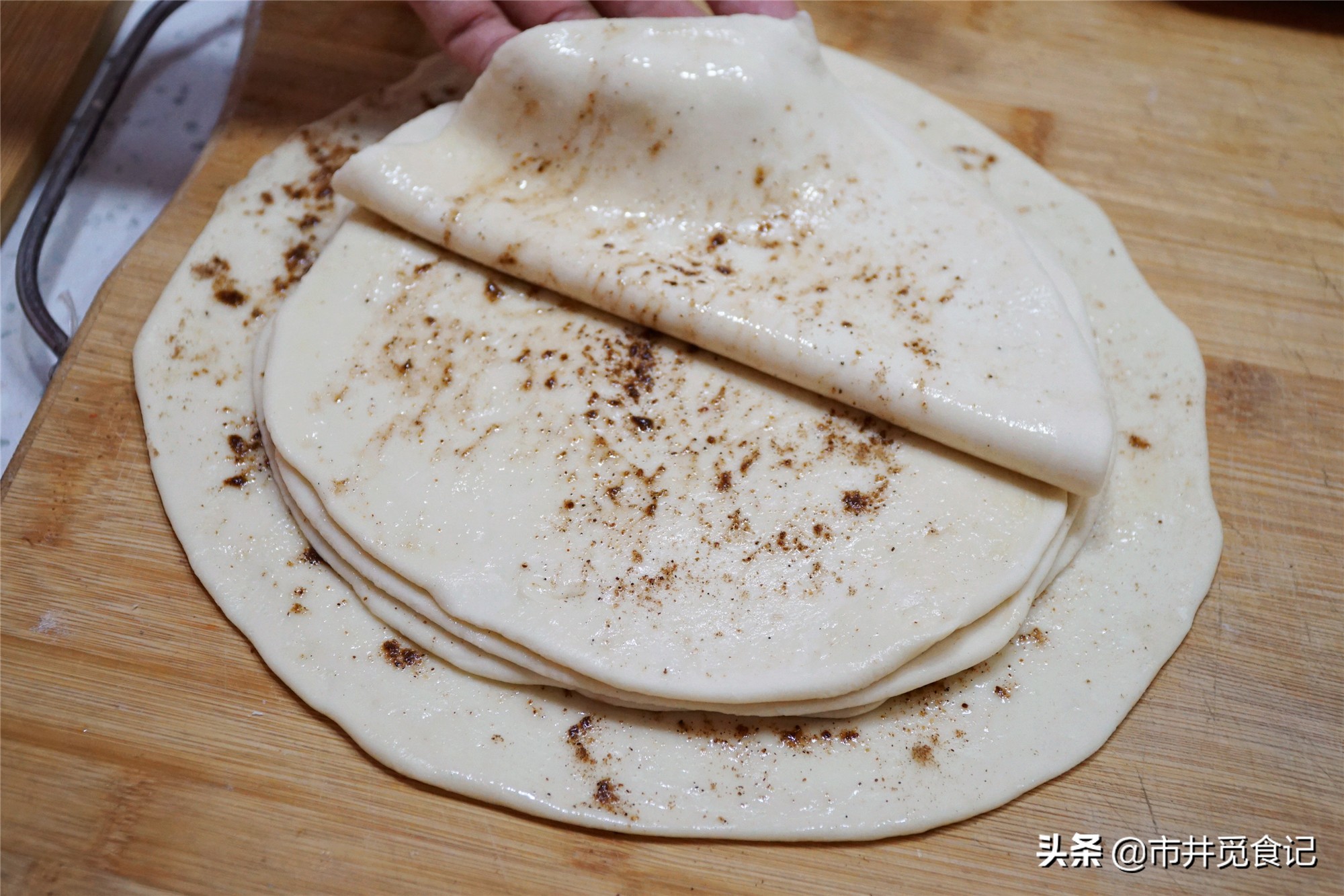 香酥千层饼,香酥千层饼做法