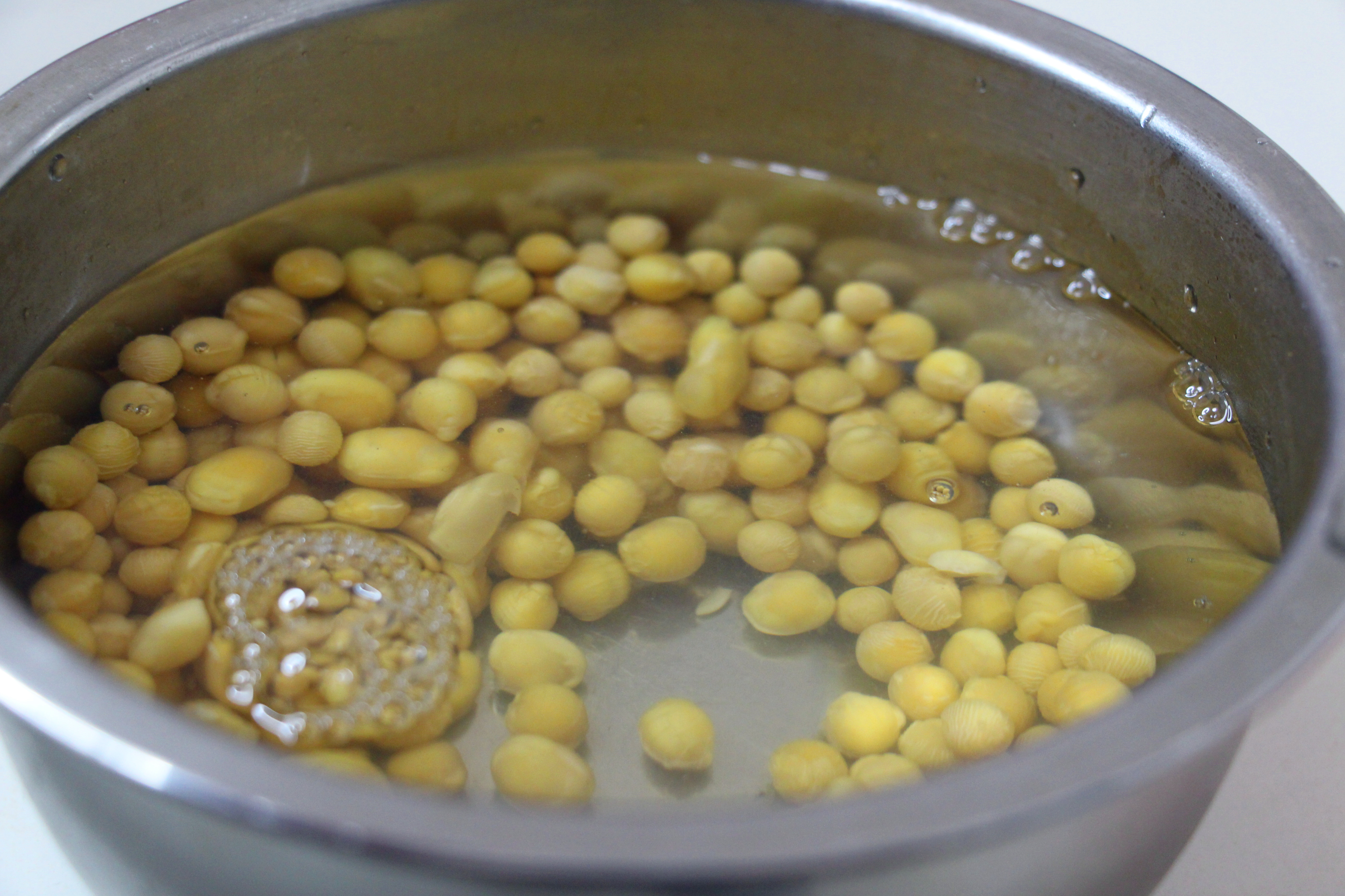 如果家里没有豆浆机怎么做豆浆呢？