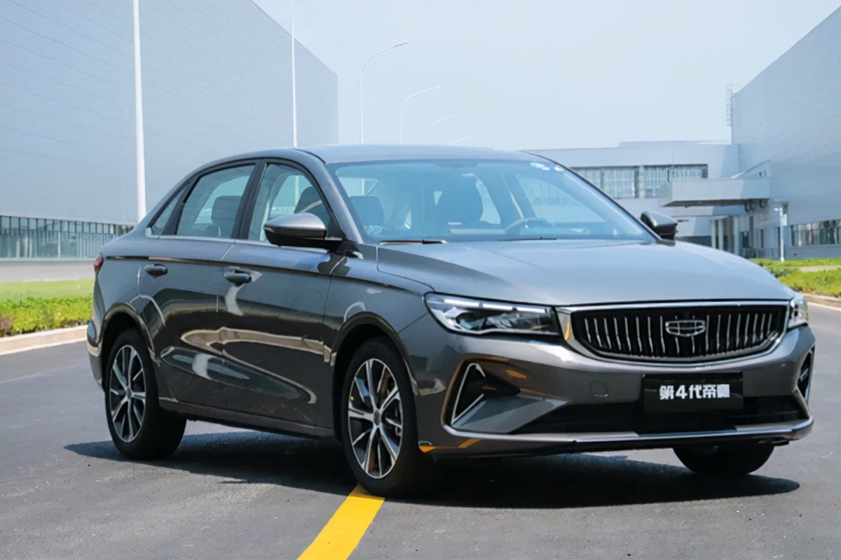 新手买轿车还是SUV？看看我给你写的5个原因，放弃SUV吧