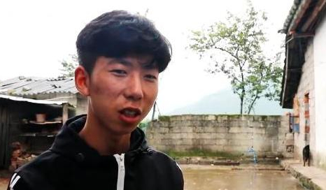从凉山考入清华大学的“工地少年”，获奖5万，只想让爸妈轻松点