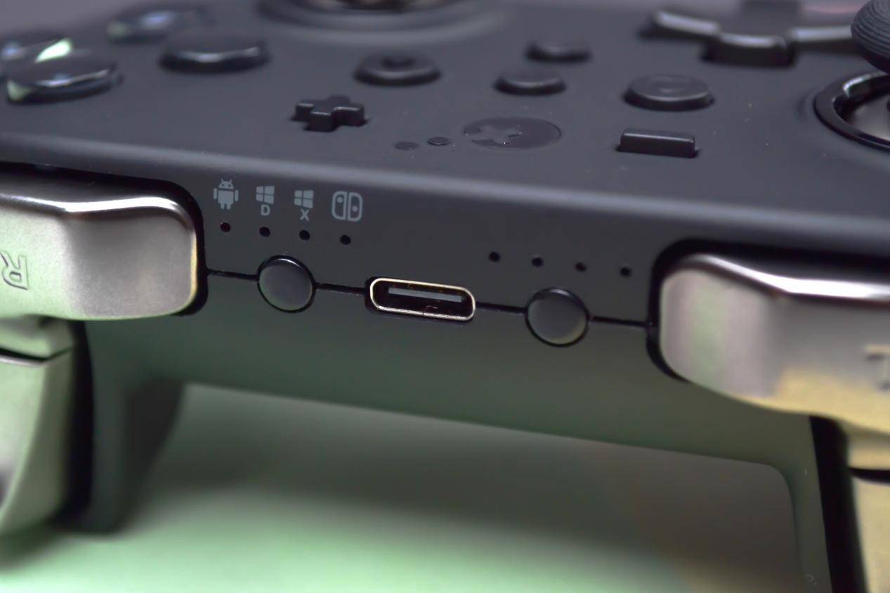 谷粒GuliKit金刚PRO手柄试玩——百变战术任你逍遥