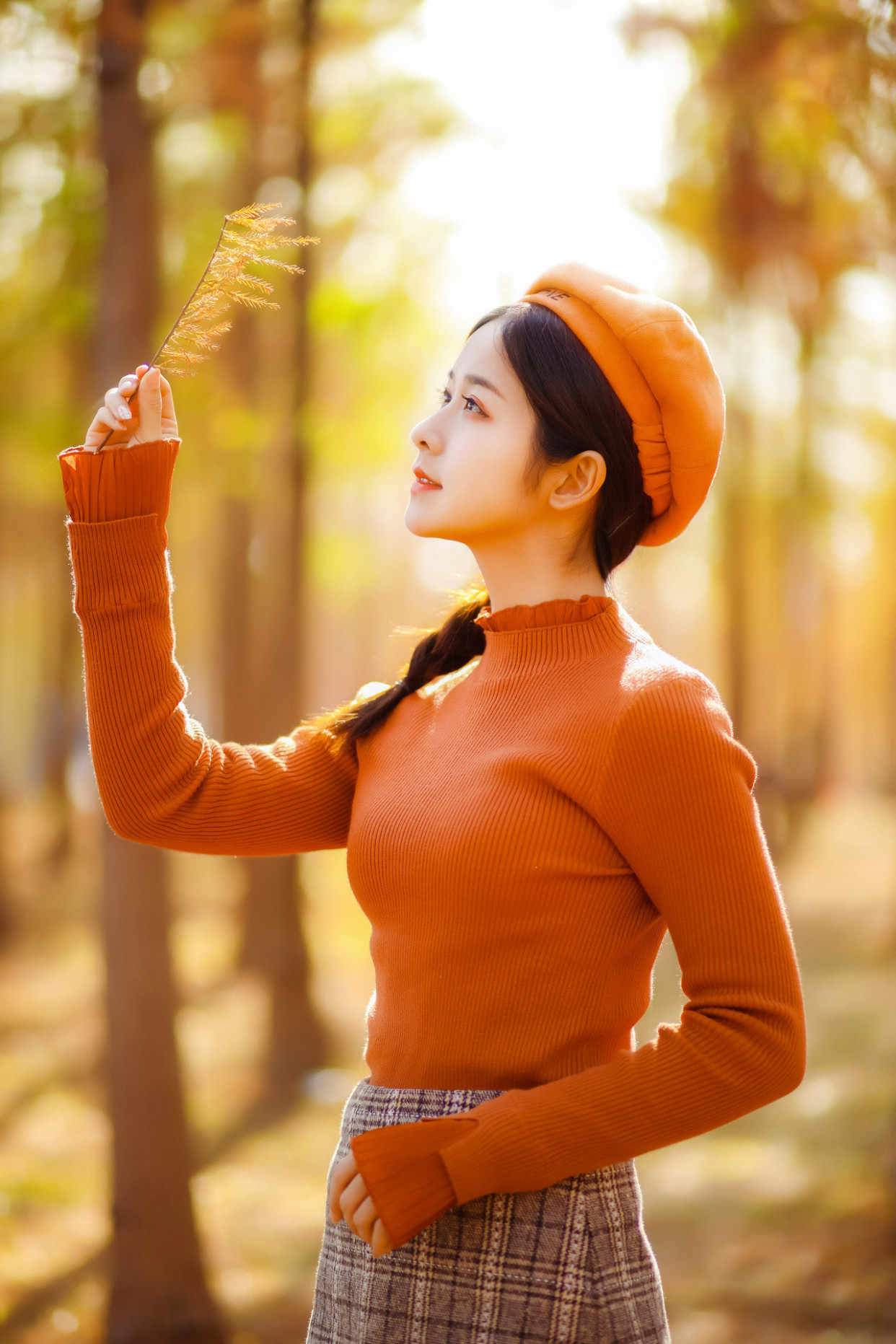 风景好看也要搭配对的姿势,7个简单易学的摆拍姿势,拍漂亮人像