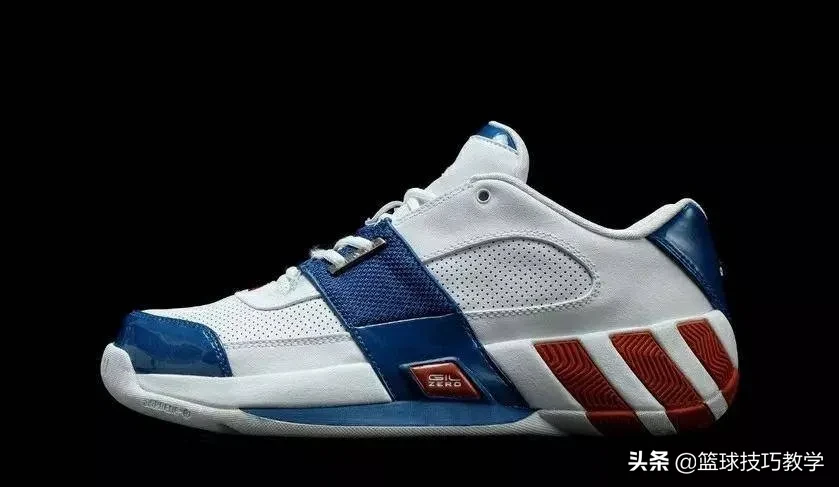 06年世界杯阿迪宣传图人物(Adidas 做了一系列三国五虎上将配色，太帅了吧，罗斯是关羽)