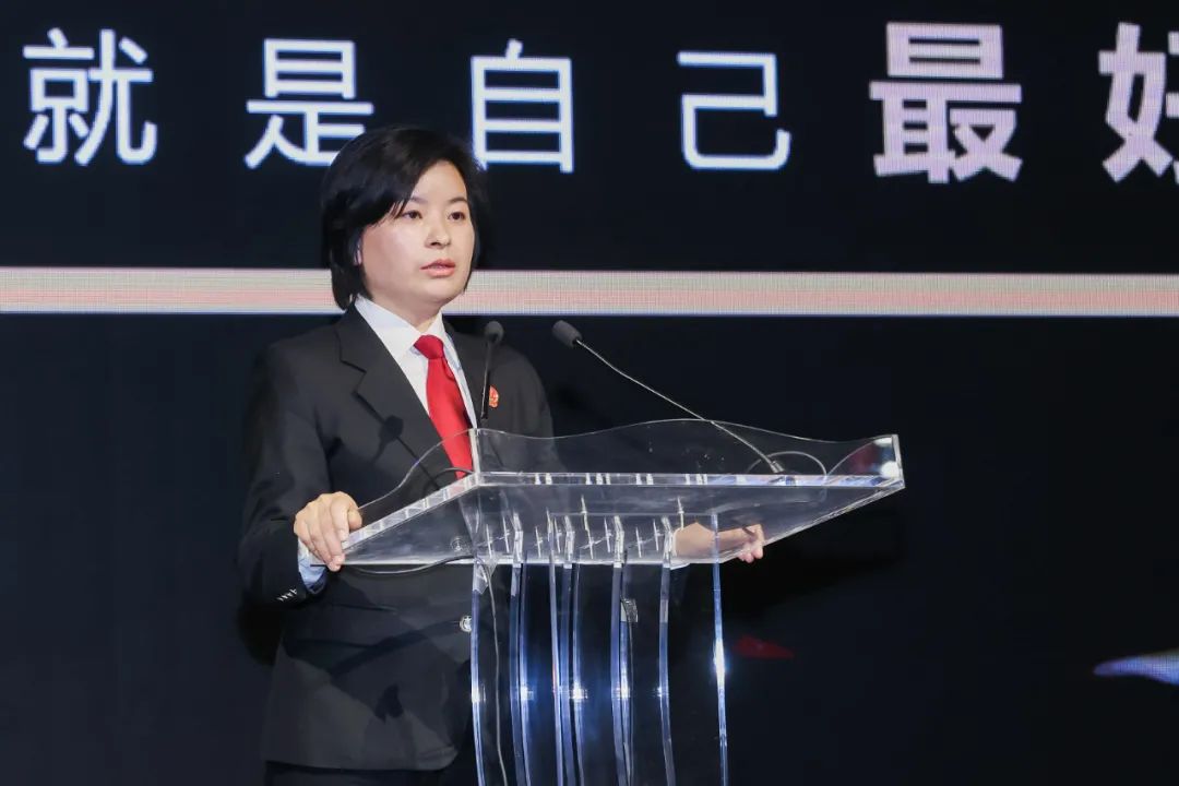 何为“邹碧华式的好法官、好干部”？24位上海法院人这样传承“燃灯者”精神