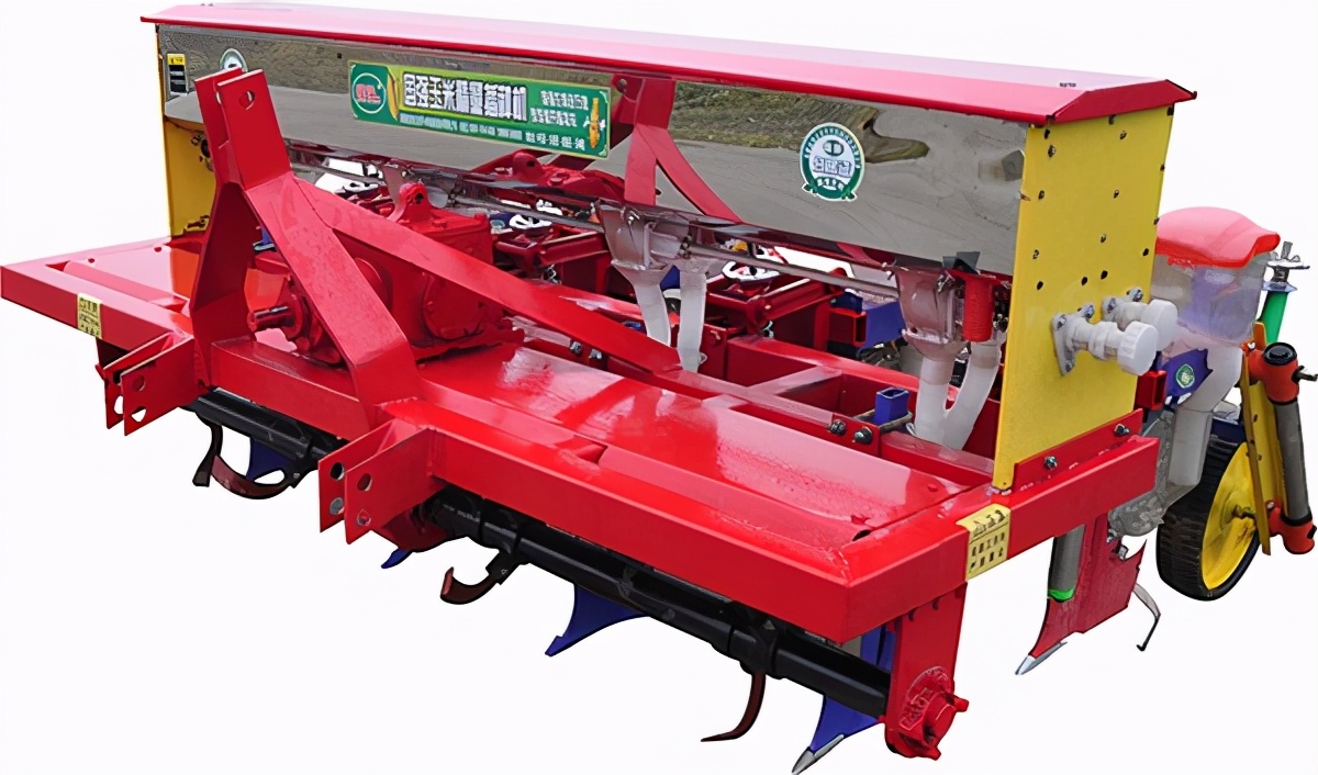 2017年康达免耕机价格种植施肥机械种类繁多