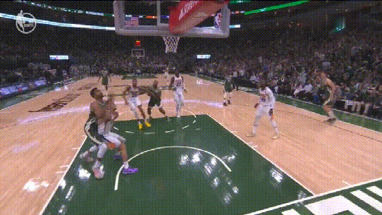 字母哥为什么不打nba了（NBA公布字母哥退场原因！2次险些受伤返场，投篮热区亮了）