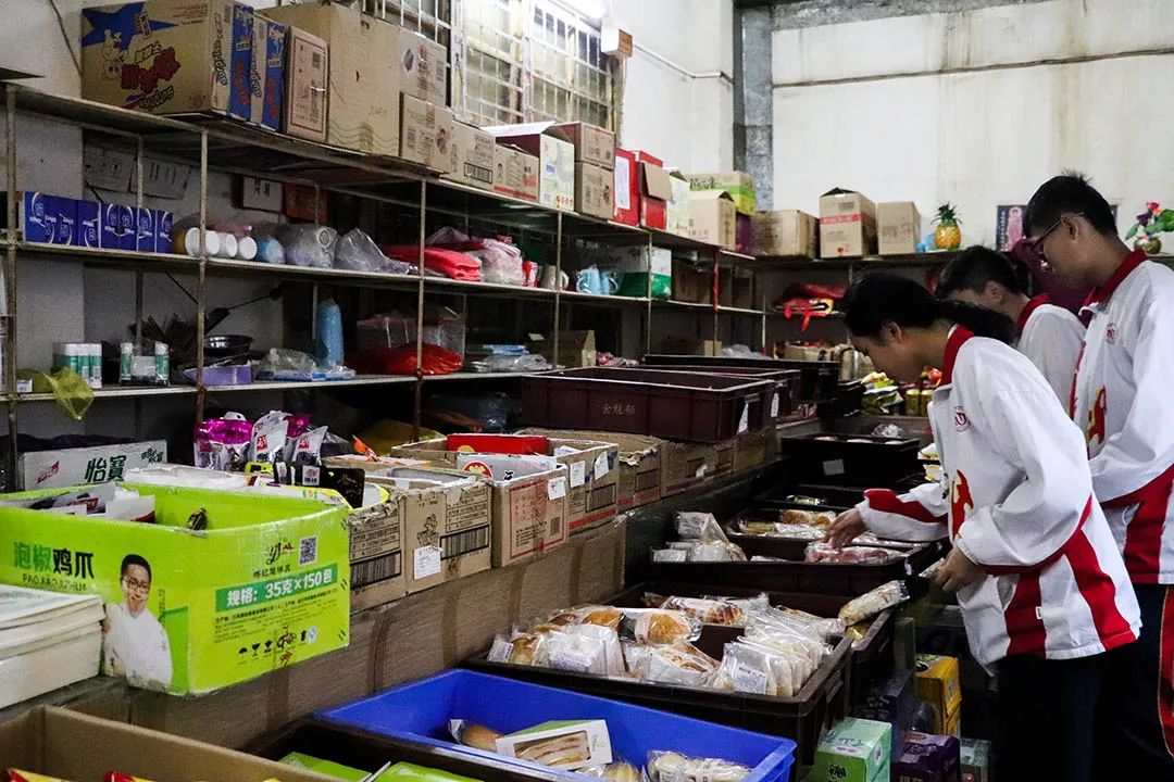 泉州这所中学，办过世界级比赛，还有独立露天游泳池？！厉害了！