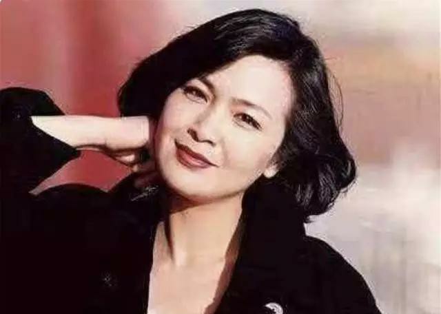 金莉莉为考中戏遗憾辞演“迎春”，超越自己出演《红嫂》受欢迎！