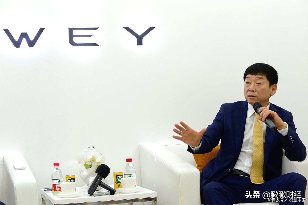 中国车企富豪榜大洗牌，新能源占三席，何小鹏前三李书福屈居第六