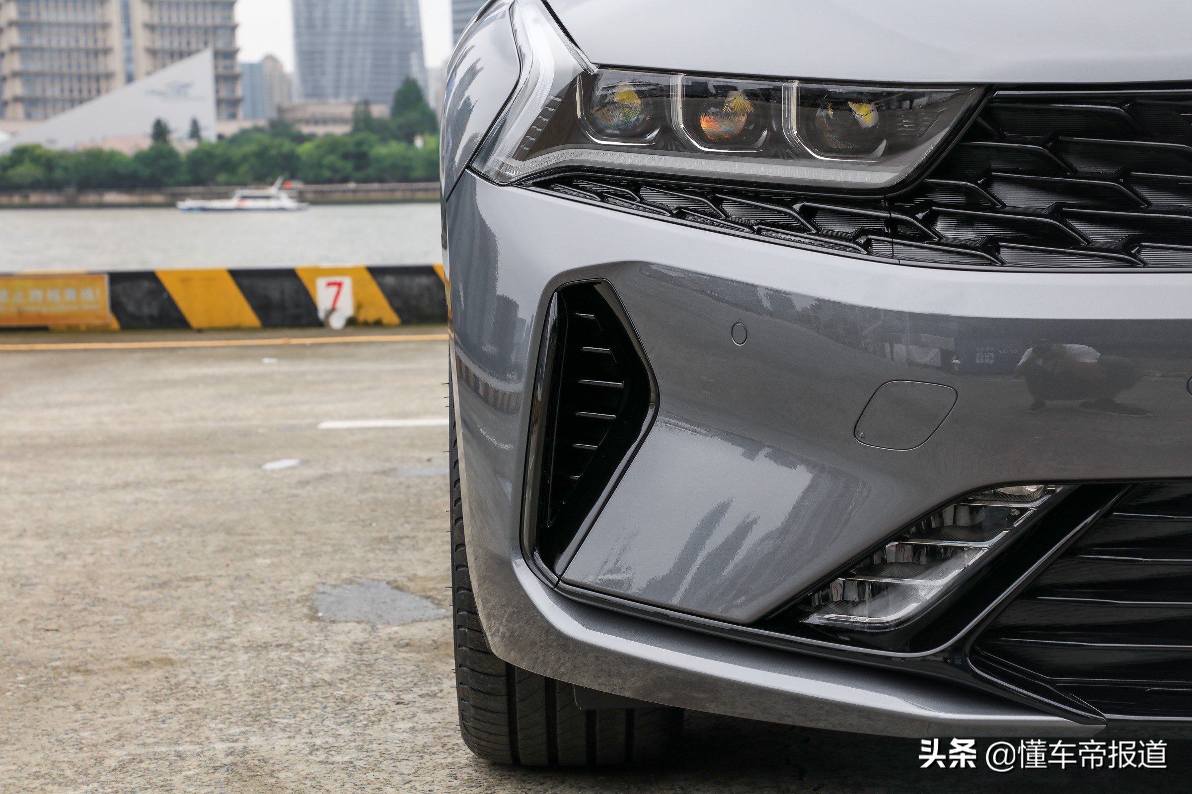新车 | 将溜背进行到底，实拍东风悦达起亚一代K5凯酷
