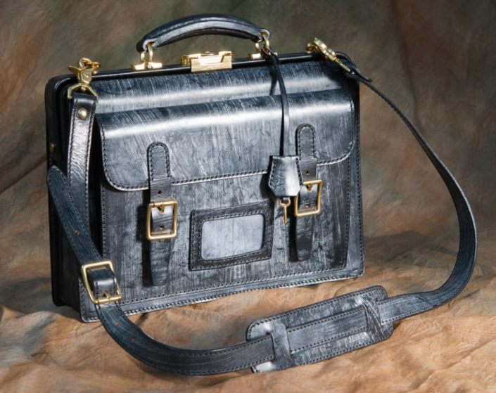 人造革是什么样子的（超全面珍稀皮革博览：33种罕见皮革材料图文集合）