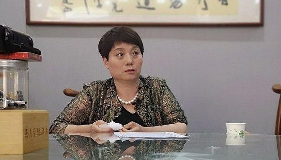 蓝翔校长将原配送进监狱，3个亲生女儿也不放过，结果被反杀