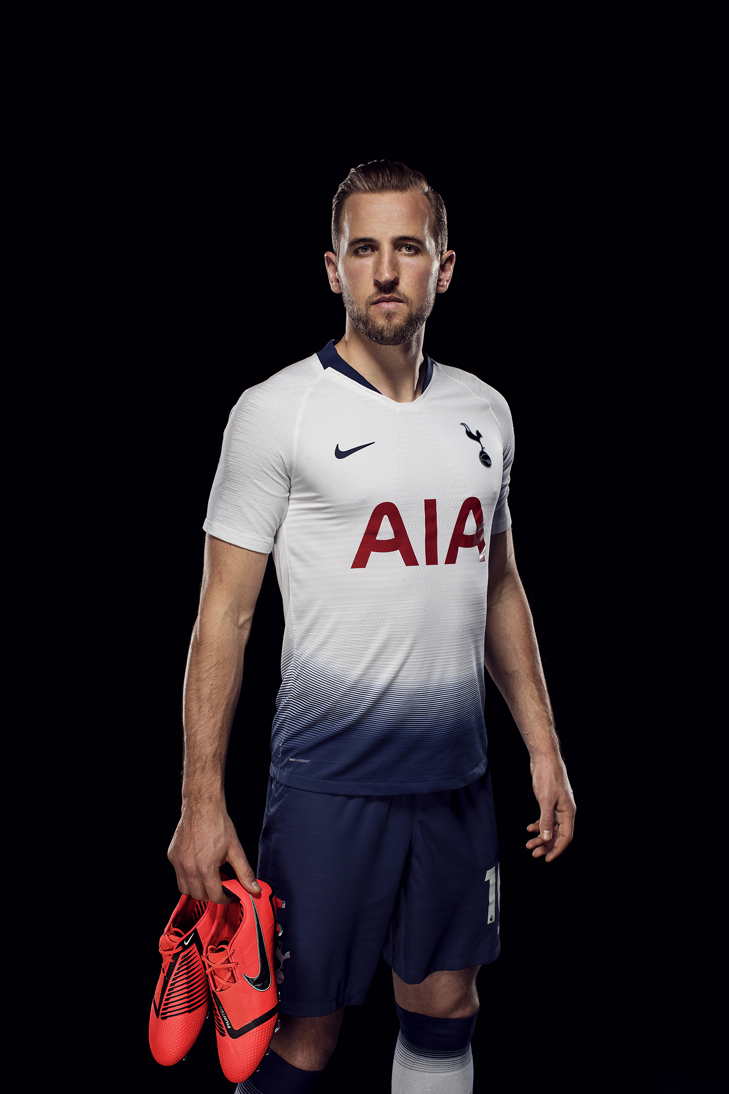 全面终结!耐克发布全新phantom vnm足球鞋