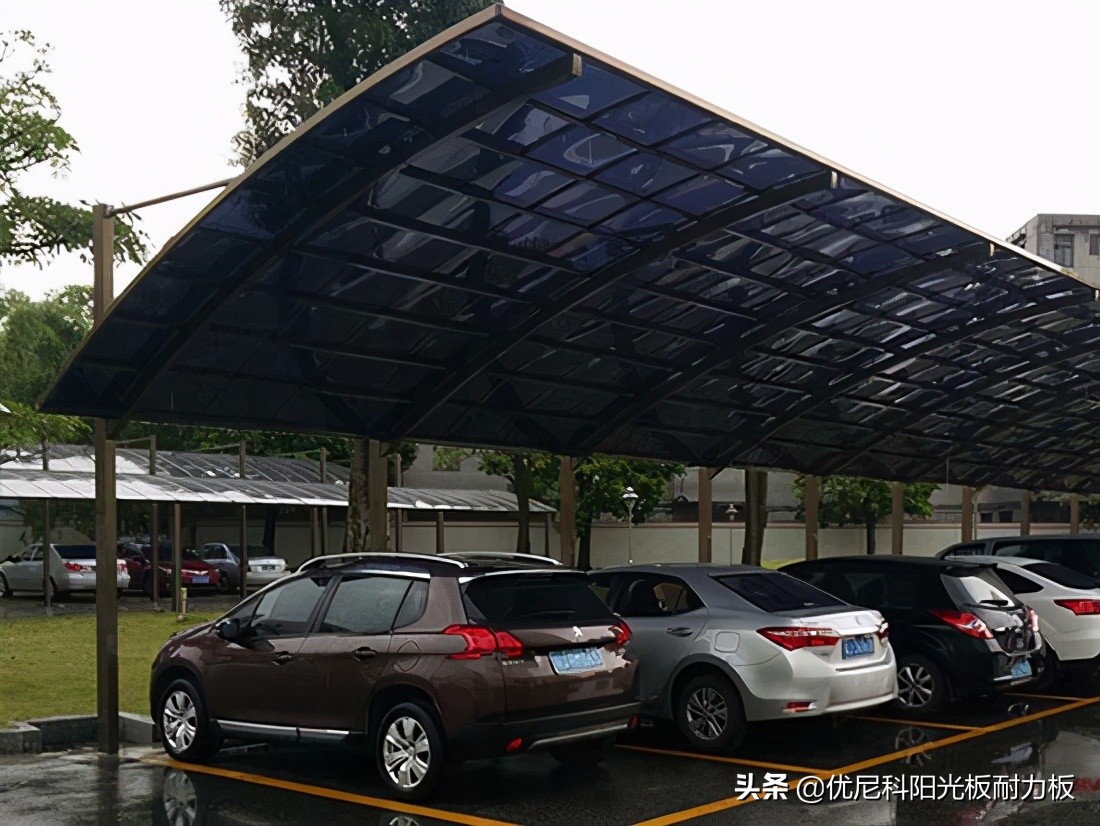 几种常用车棚材质做对比，时尚潮流的你要如何选择？
