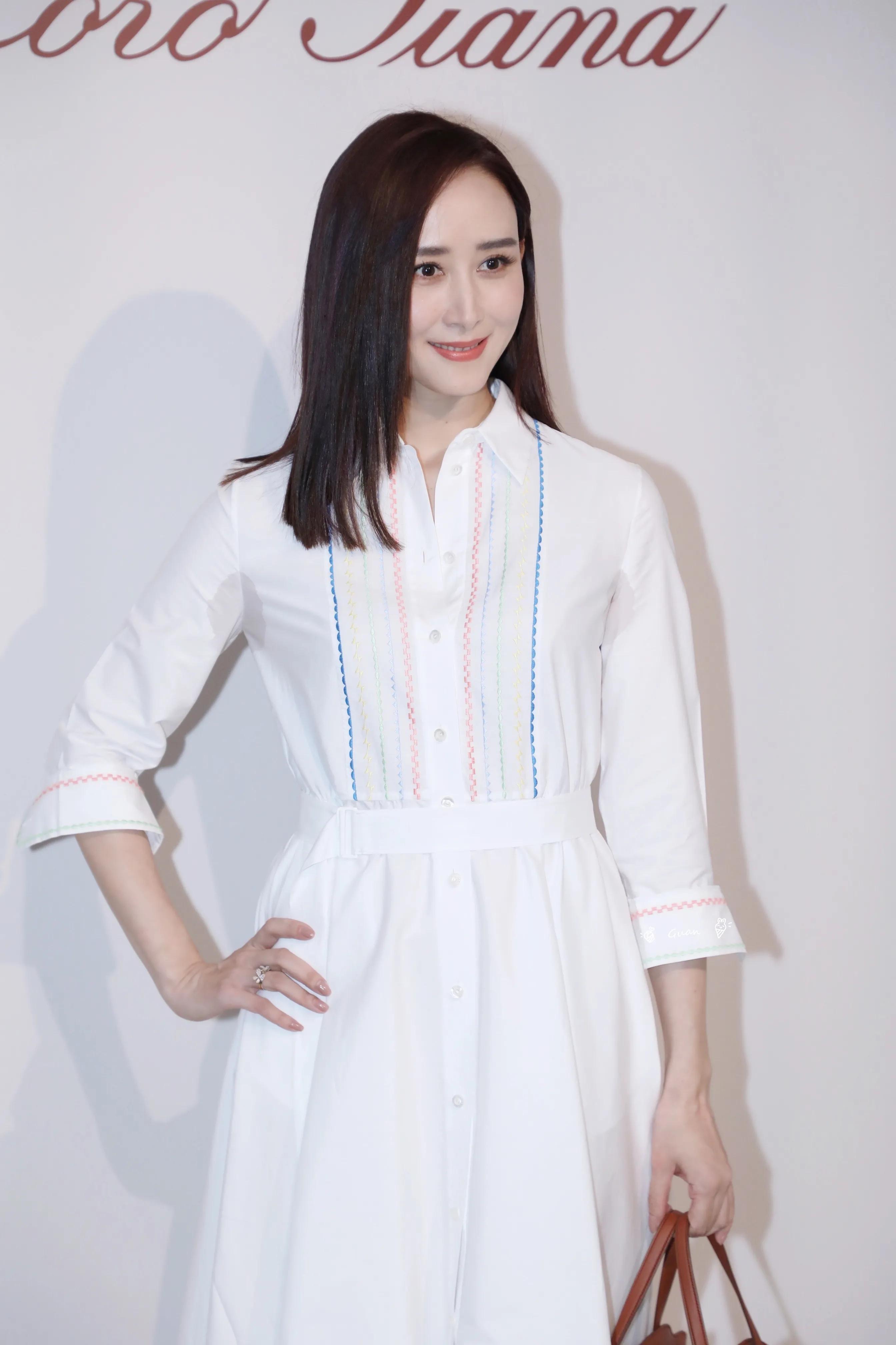 胡静~玲珑腻鼻,肤若白雪.女神还是那么美!