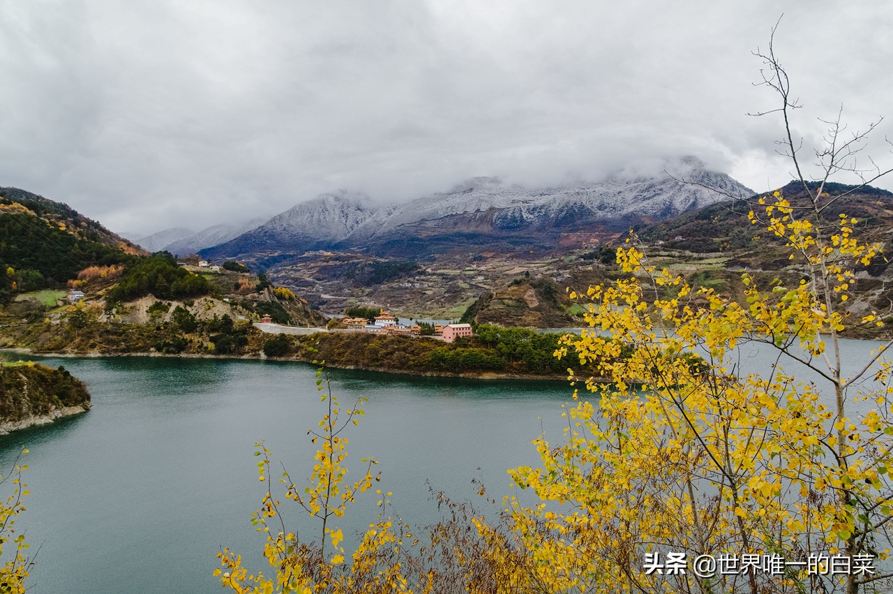 牛背山封了，四人同太苦，还好有亚洲第二360°观景平台满足一切