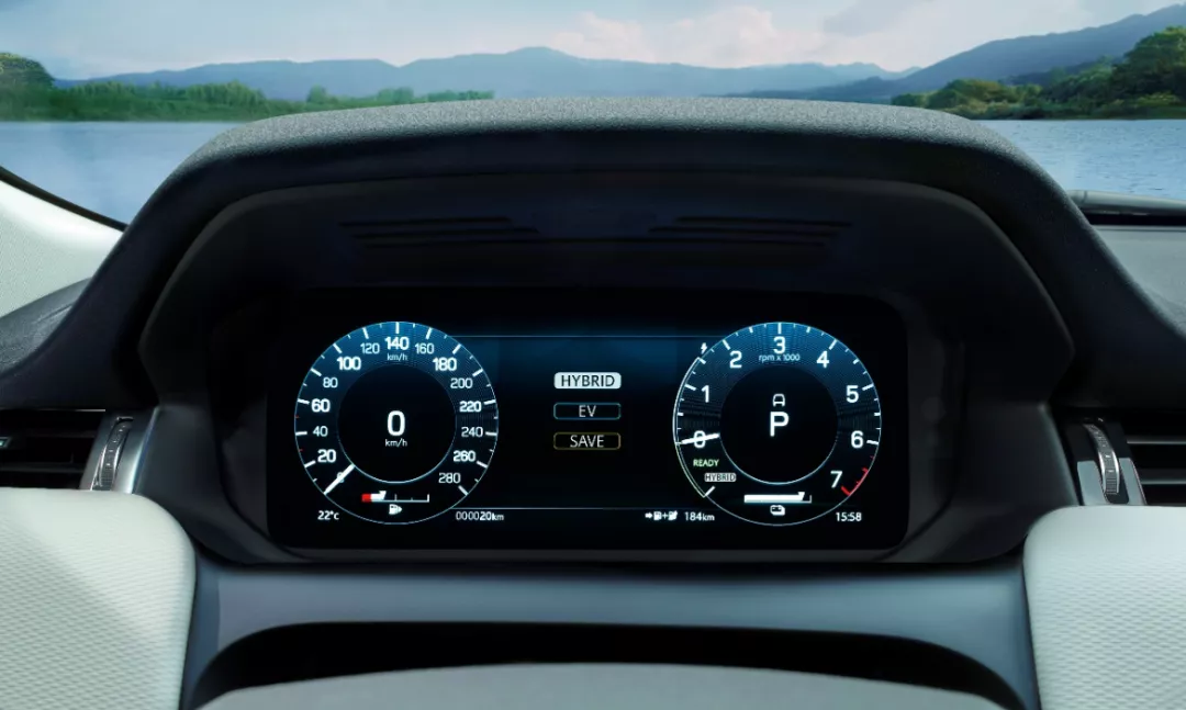 路虎第二款国产PHEV售42.28万元，零百加速7秒，百公里油耗2升