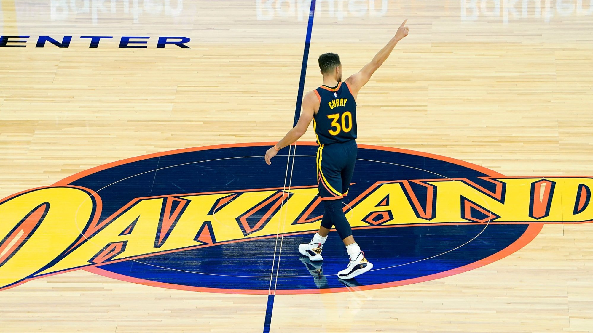 nba库里三分集锦(真心强!库里三分究竟有多厉害?