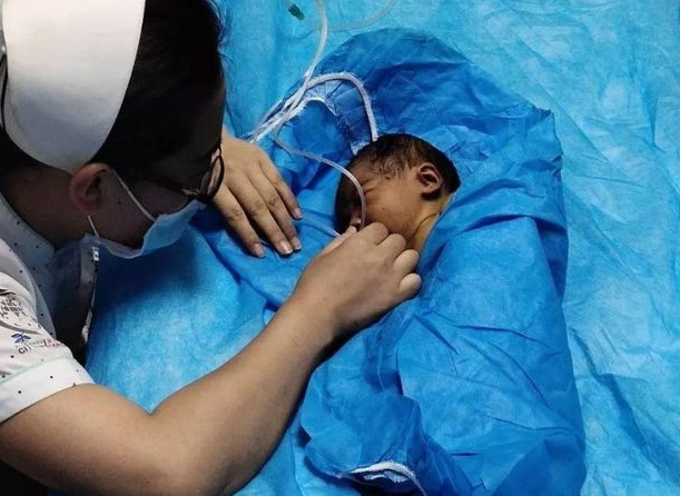 大学生“怀孕”现象接连不断，大四学姐道出真相，大一新生要避免