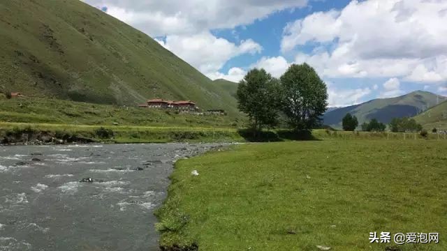 这才是四川最美的野温泉，水好景色美！