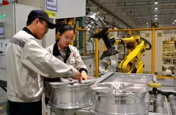 玩改装不一定非选国外货，国内十大轮毂也是世界著名品牌！